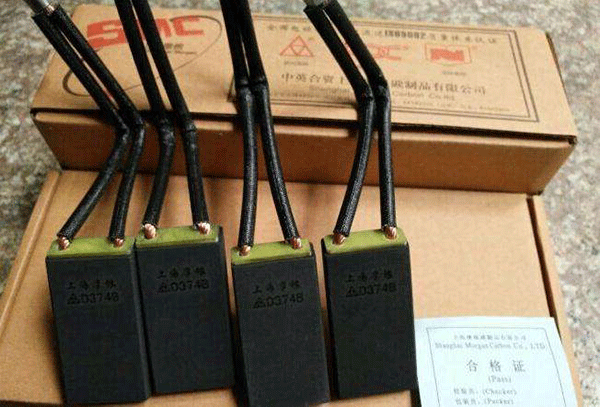 導(dǎo)致直流電機(jī)的碳刷發(fā)生故障的兩個(gè)主要因素。